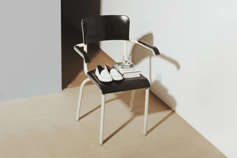 full_ED_CH_v2.41_ART_OF_ARRANGING_chair
