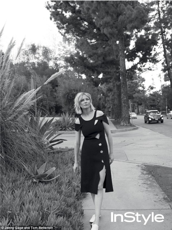 32AD45E400000578-3516638-image-a-183_1459386494873