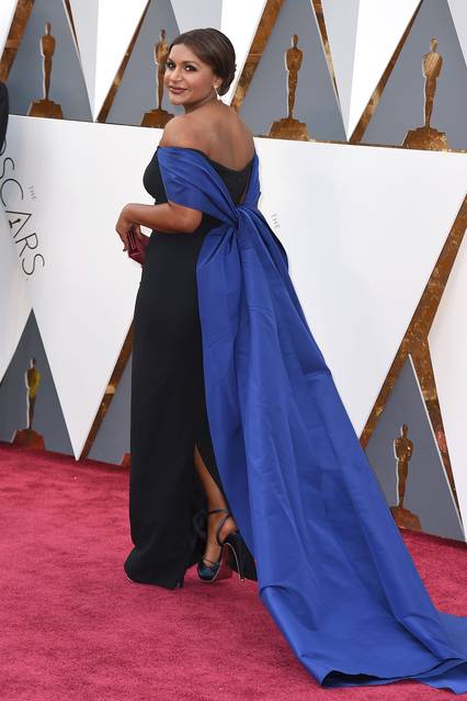 BN-MU937_OSCARS_JV_20160228182105