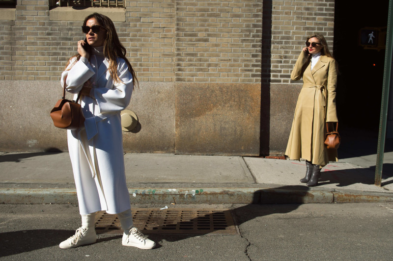 koo-street-style-0219-miroslava-duma-nasiba-adilova.nocrop.w1800.h1330.2x