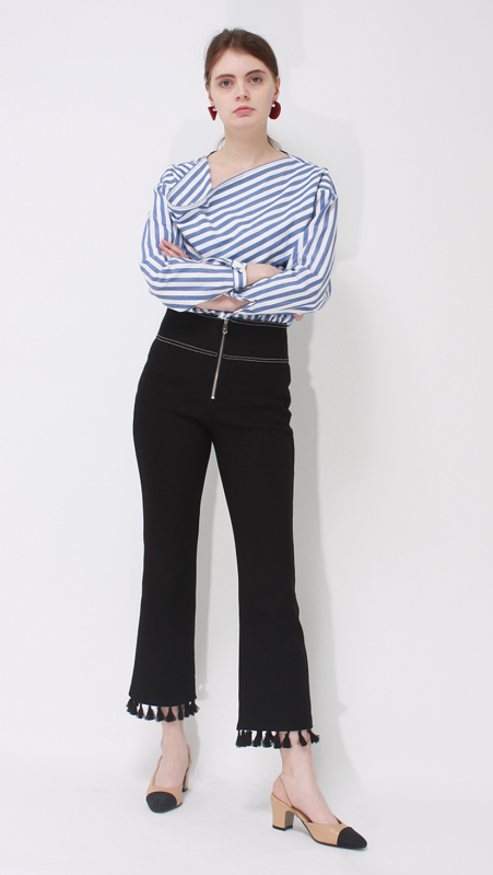 drape_stripe_blouse_11_cff68b70-b084-47b3-8223-0e3bf1132bf8