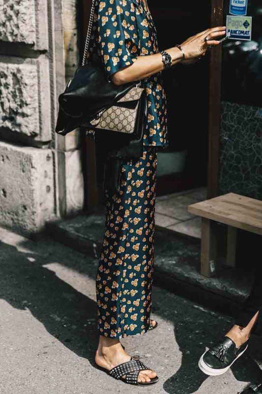 street_style_milan_fashion_week_versace_giamba_armani_596270207_800x