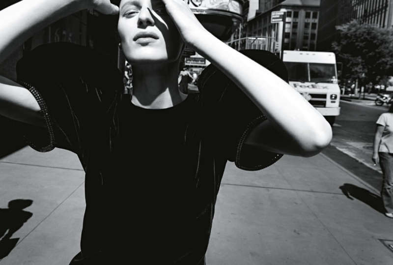 vogue-australia-december-2016-julia-nobis-by-daniel-jackson-5