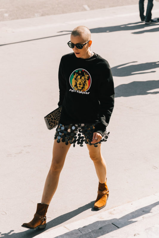 looks_paris_fashion_week_zapatos_terciopelo_abrigo_cuadros_botas_faldas__704413020_1200x1800